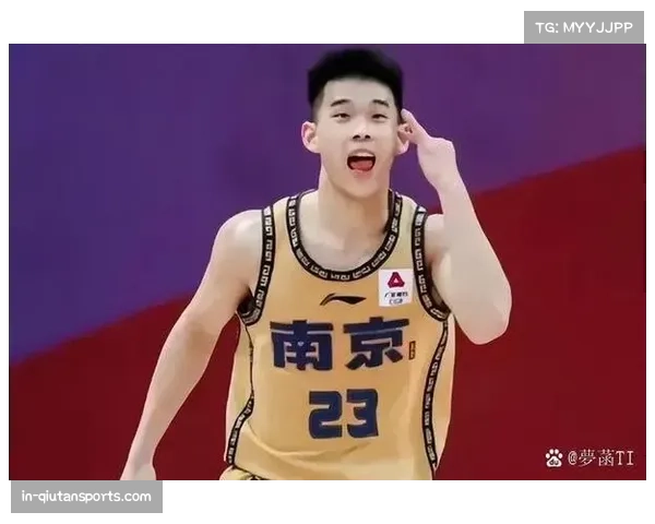 老鹰丹尼尔斯组织串联流畅，场均11次助攻仅2.1次失误